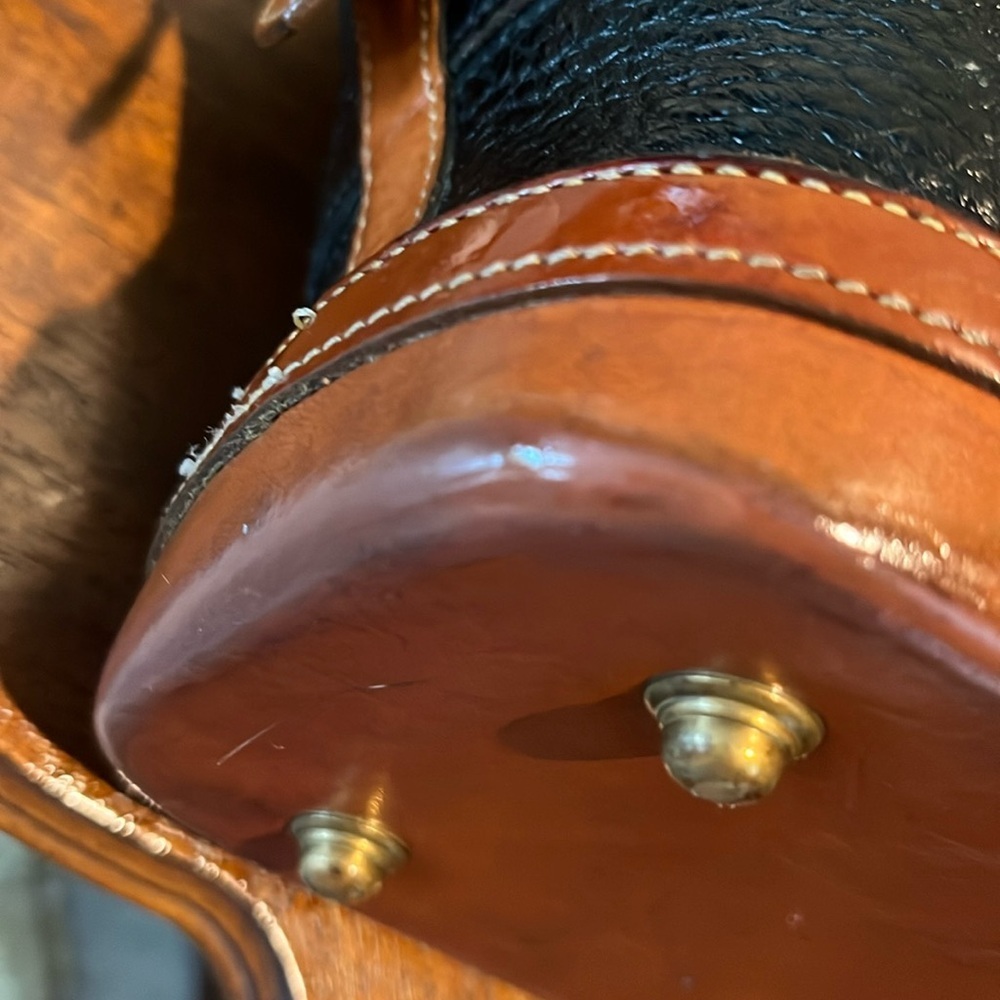 Dooney & Bourke all weather leather inside & out satchel  shoulder bag & Wallet - Picture 13 of 17